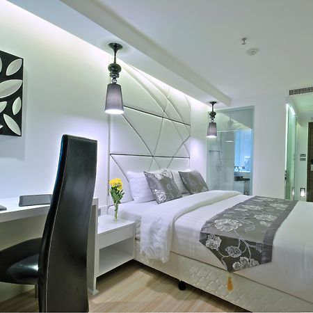 Sukhumvit Suites Hotel Bangkok Luaran gambar
