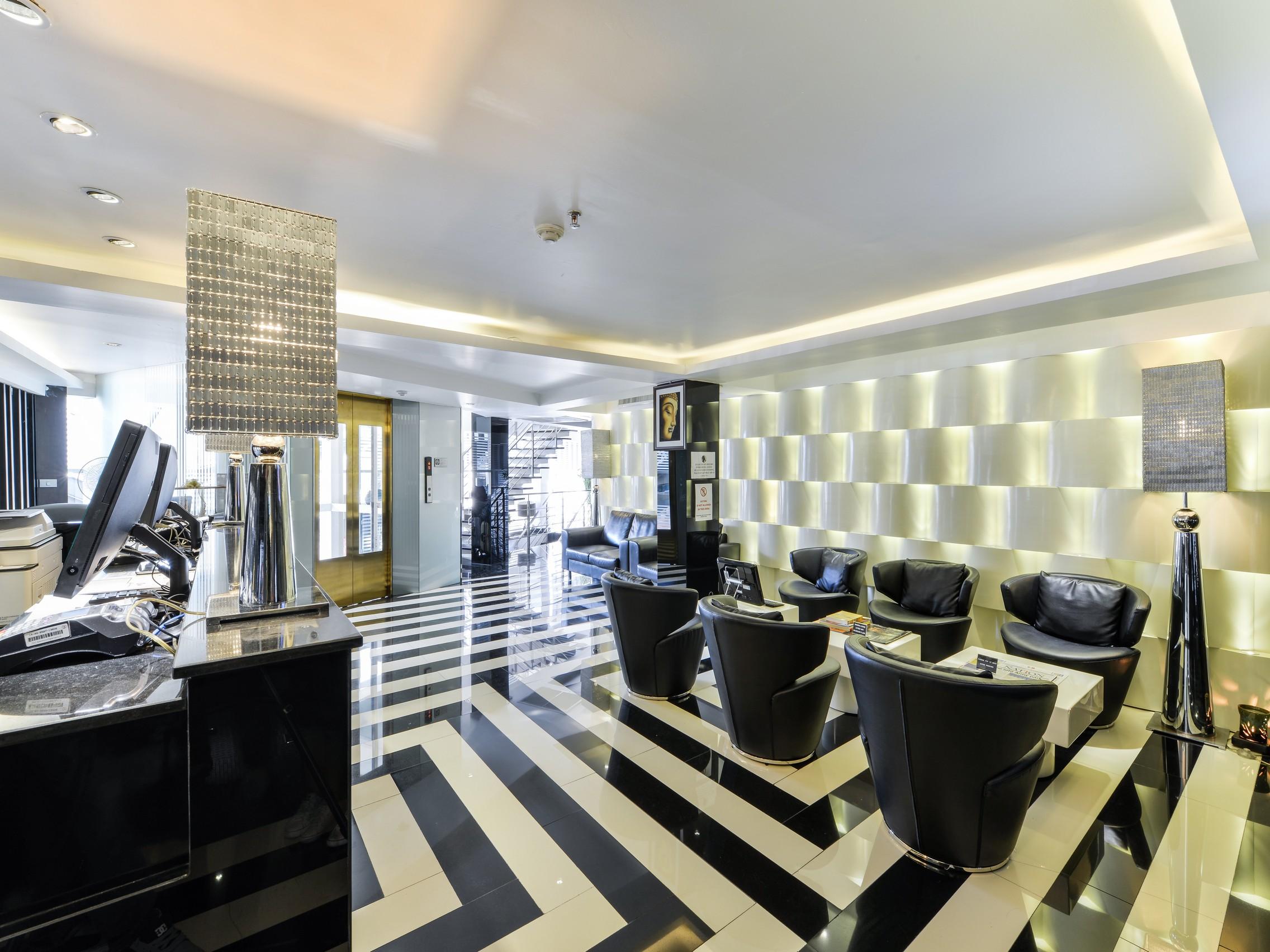 Sukhumvit Suites Hotel Bangkok Luaran gambar