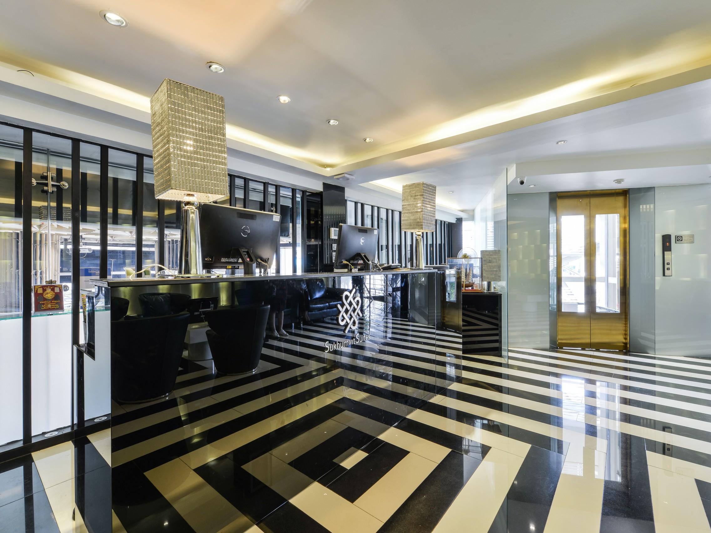 Sukhumvit Suites Hotel Bangkok Luaran gambar