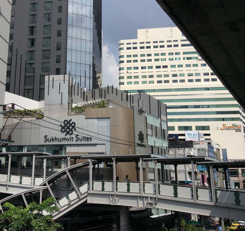 Sukhumvit Suites Hotel Bangkok Luaran gambar