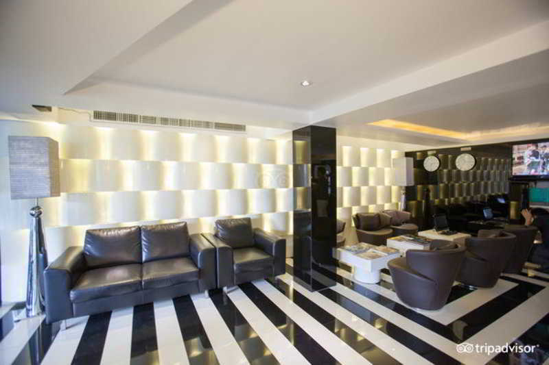 Sukhumvit Suites Hotel Bangkok Luaran gambar